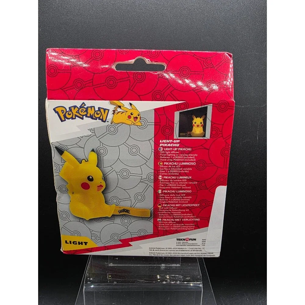 Pokemon Light-Up Pikachu With Hand Strap 3.5 Inches LED Light Diffuser Ages 14+